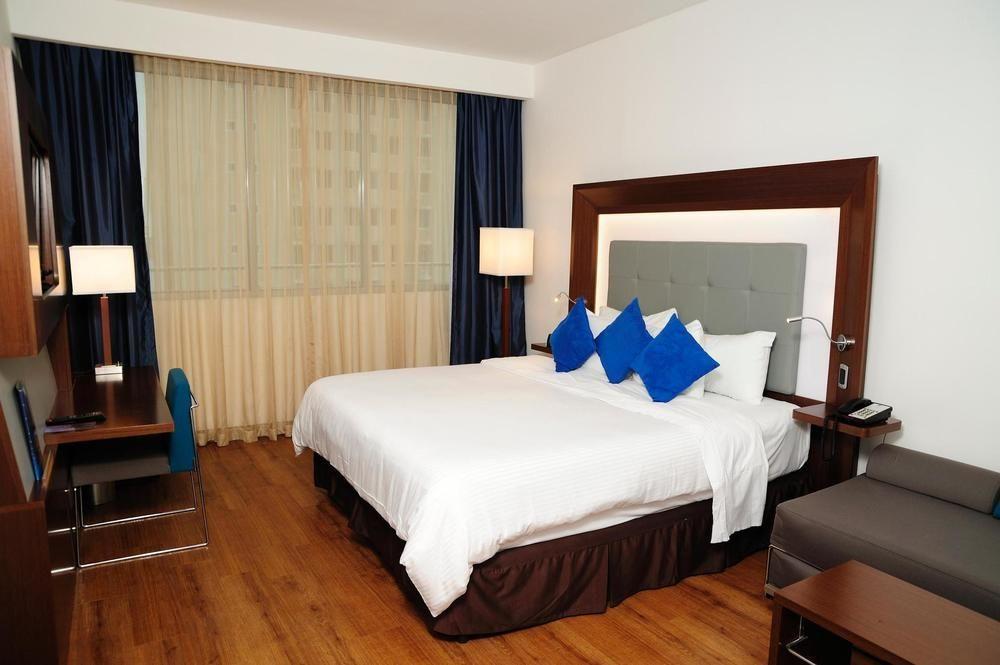 Novotel 4*